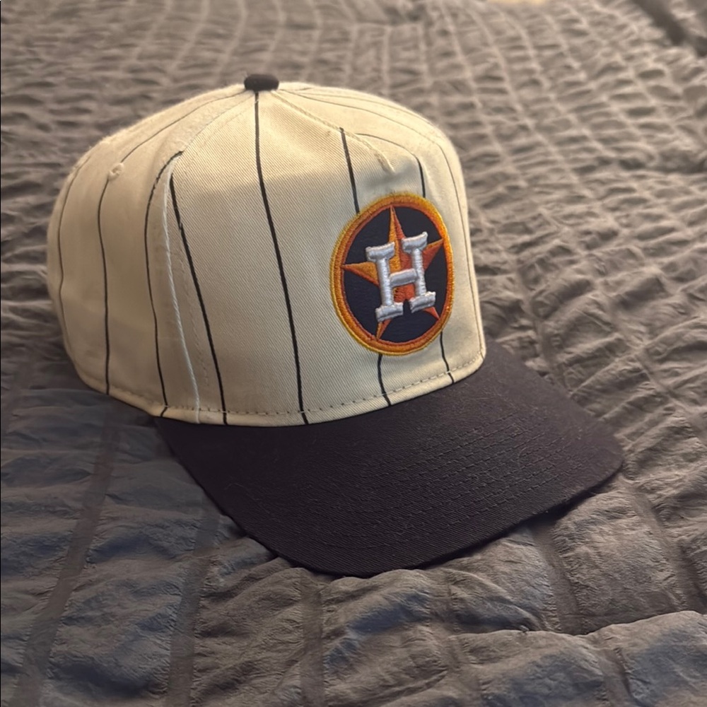 New Era Cream and Black Baseball Cap
